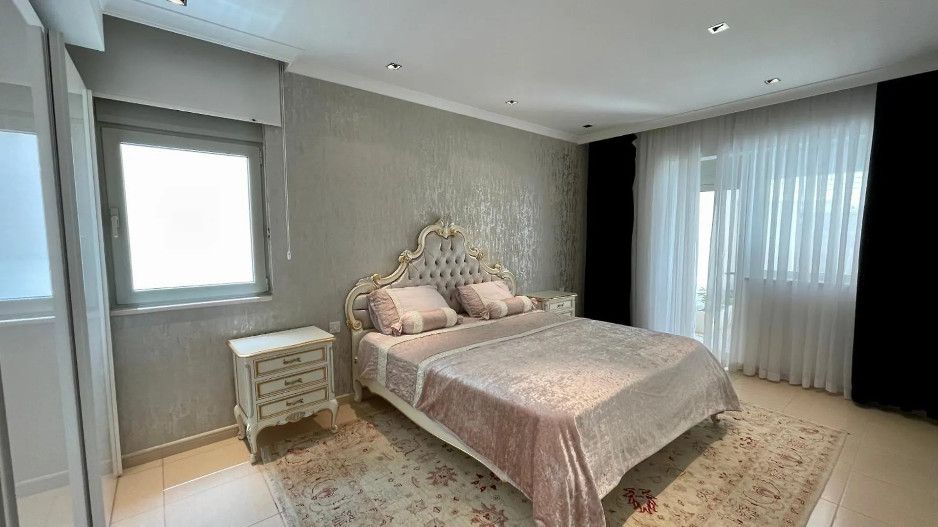 Luxury Apartment Facing Valletta Sliema 0*,